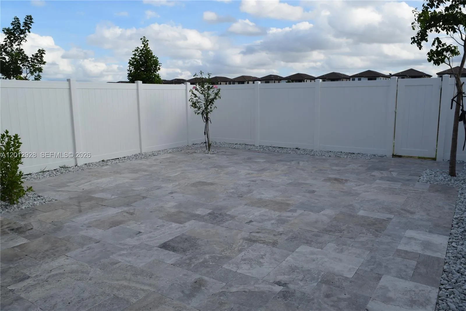 3384 W 100th Ter # 3384, Hialeah FL 33018