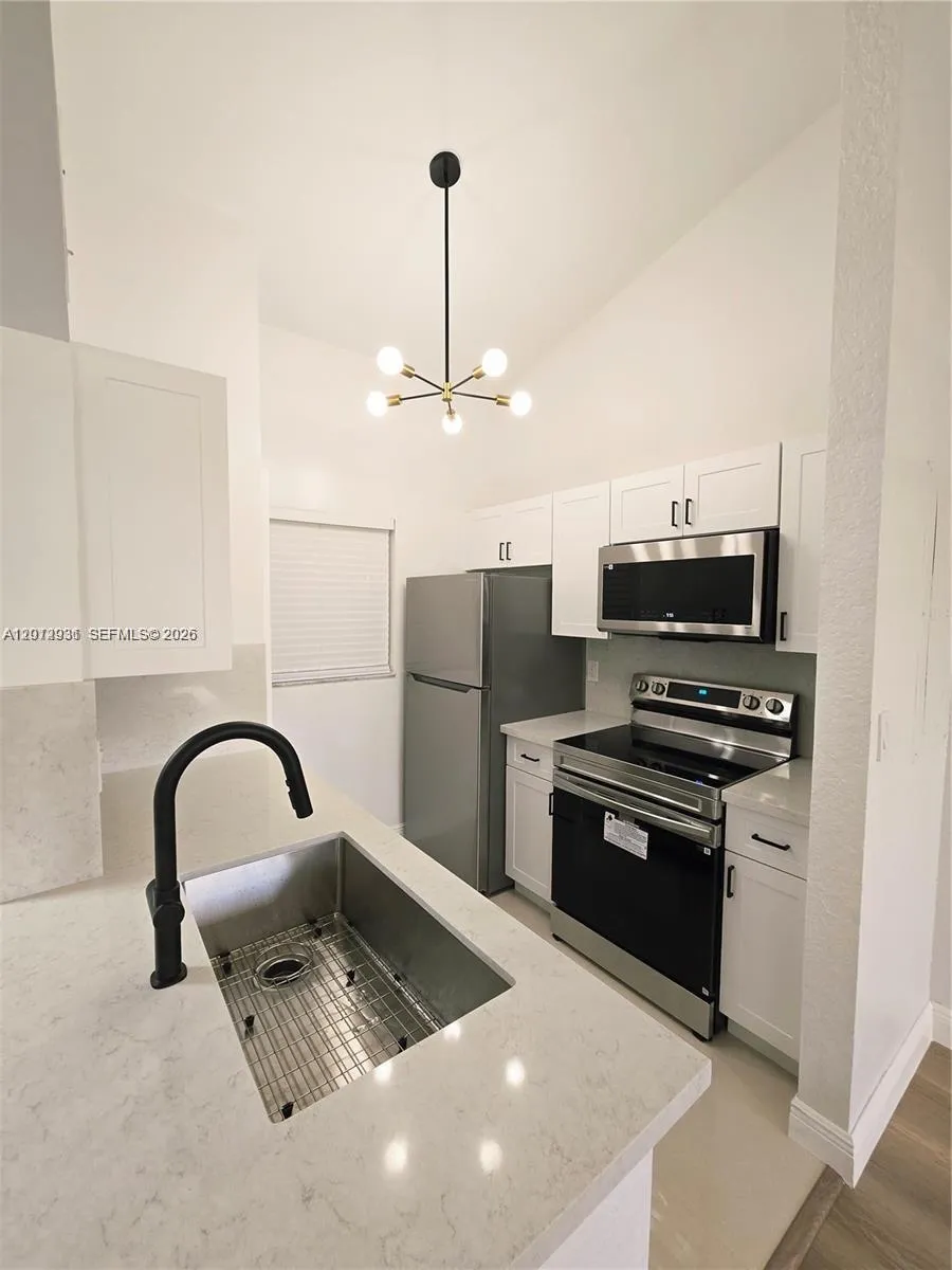 2881 N Oakland Forest Dr # 310, Oakland Park FL 33309
