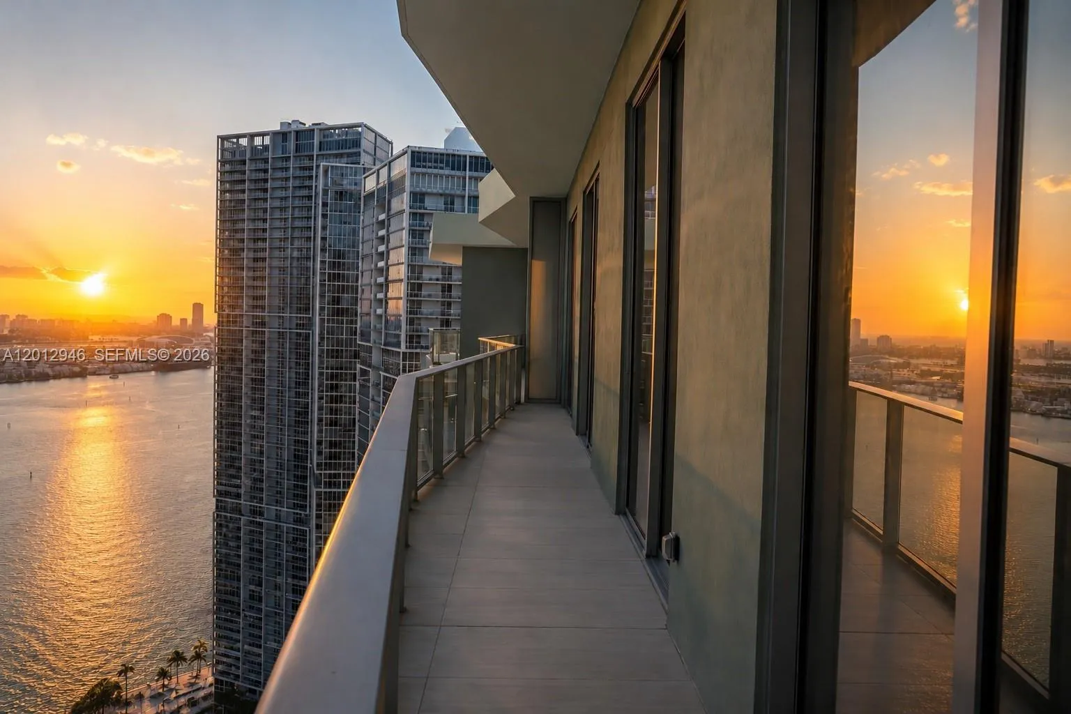 77 SE 5 ST, Miami FL 33131
