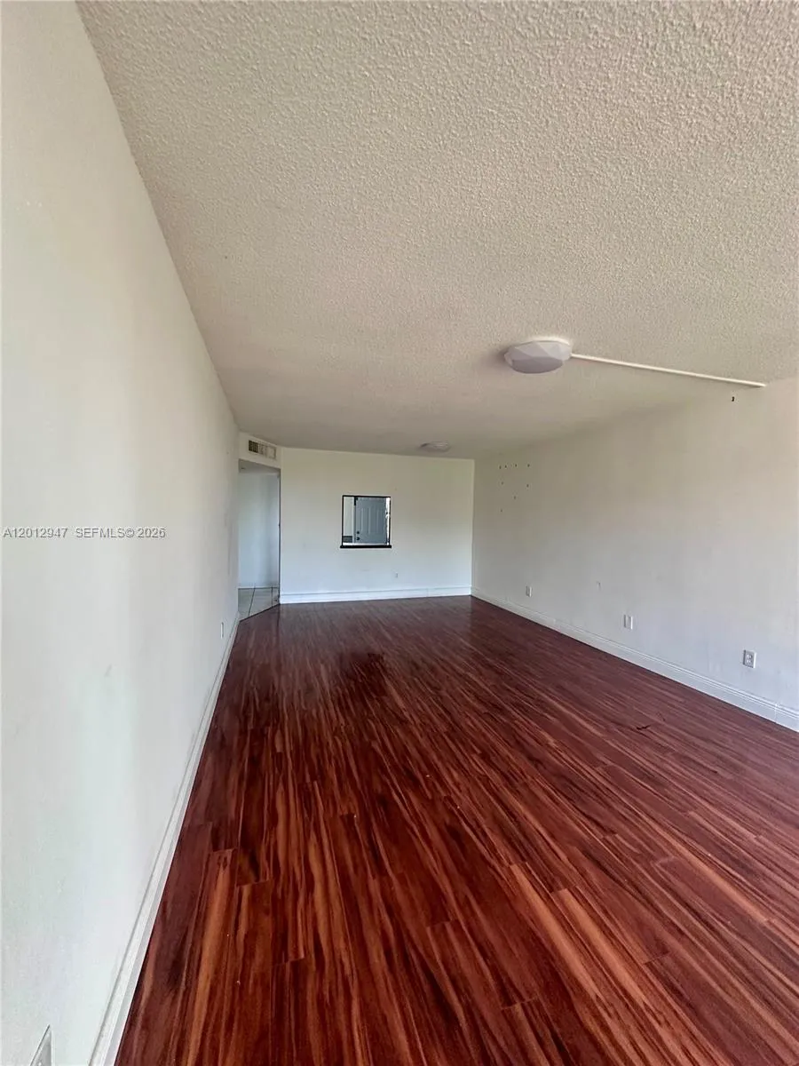 1501 NE 191st St # C412, Miami FL 33179