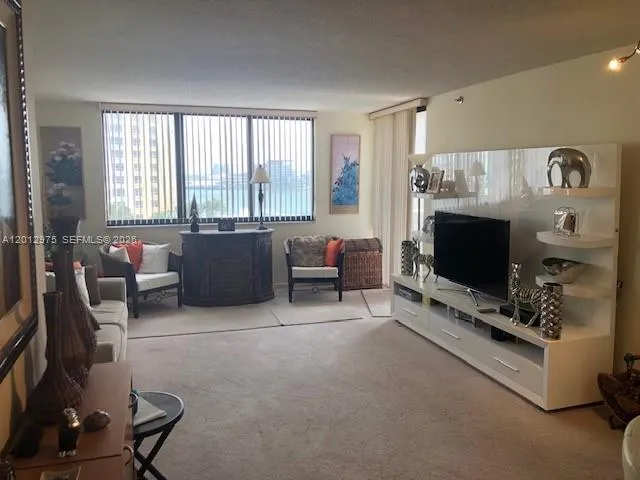 540 Brickell Key Dr # 1116, Miami FL 33131