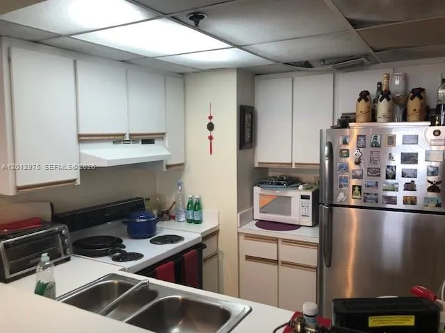 540 Brickell Key Dr # 1116, Miami FL 33131