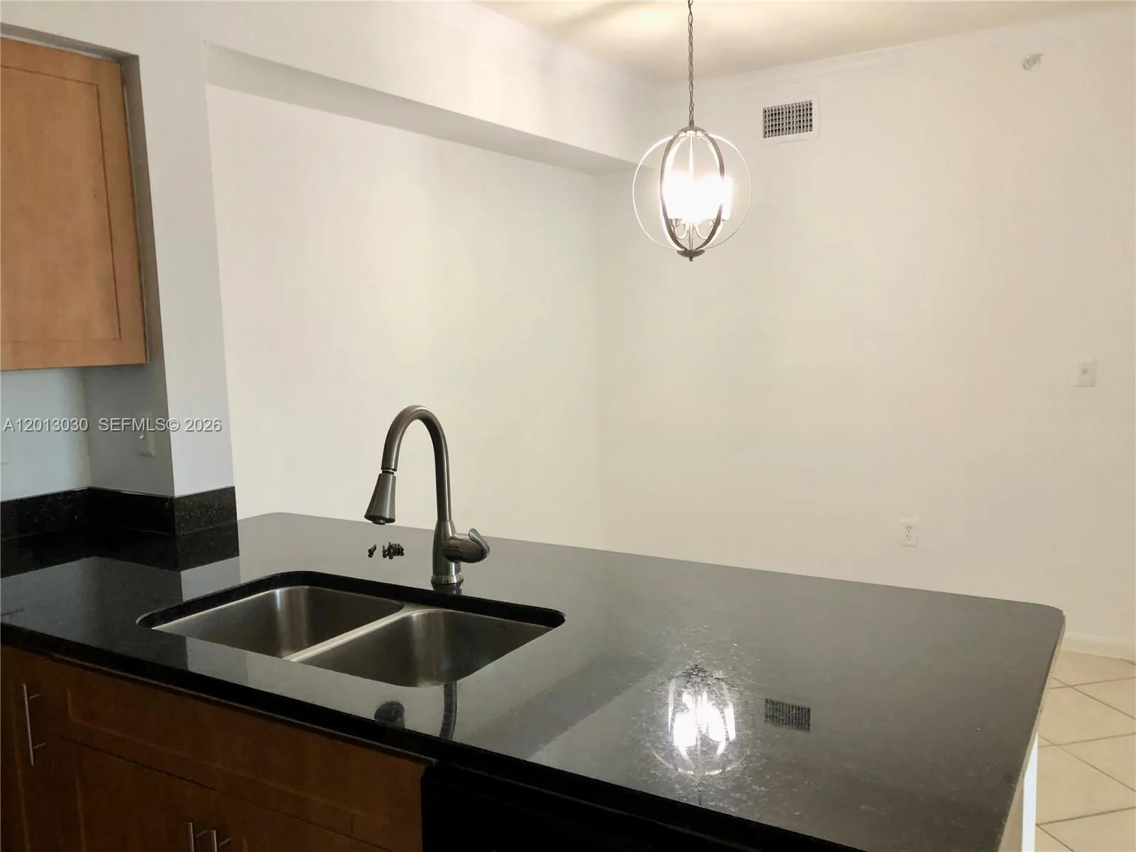 6559 Emerald Dunes Dr # 304, West Palm Beach FL 33411