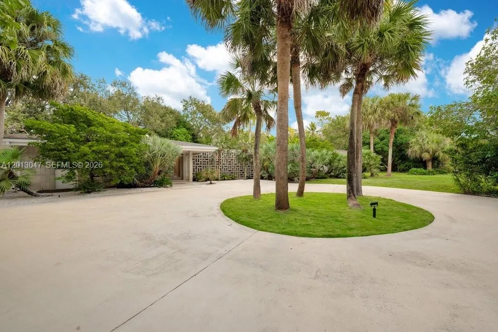 5305 SW 62nd Ave, Miami FL 33155