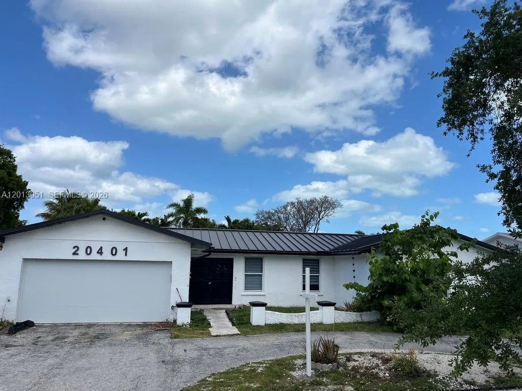 20401 SW 83rd Ave, Cutler Bay FL 33189
