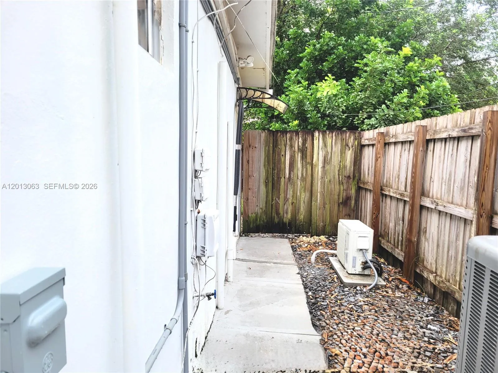 6730 Charleston St # 2, Hollywood FL 33024