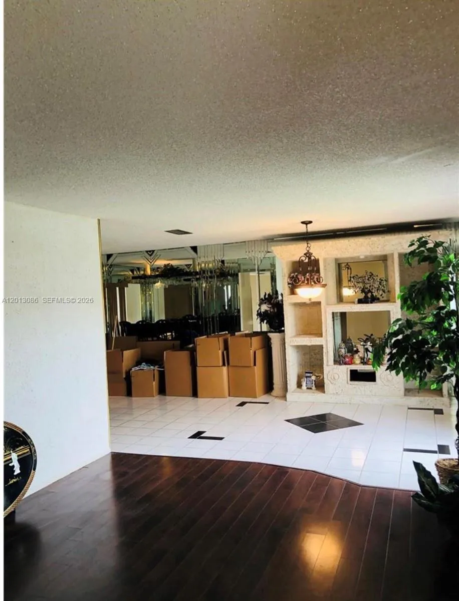 2160 NW 82nd Ter, Sunrise FL 33322