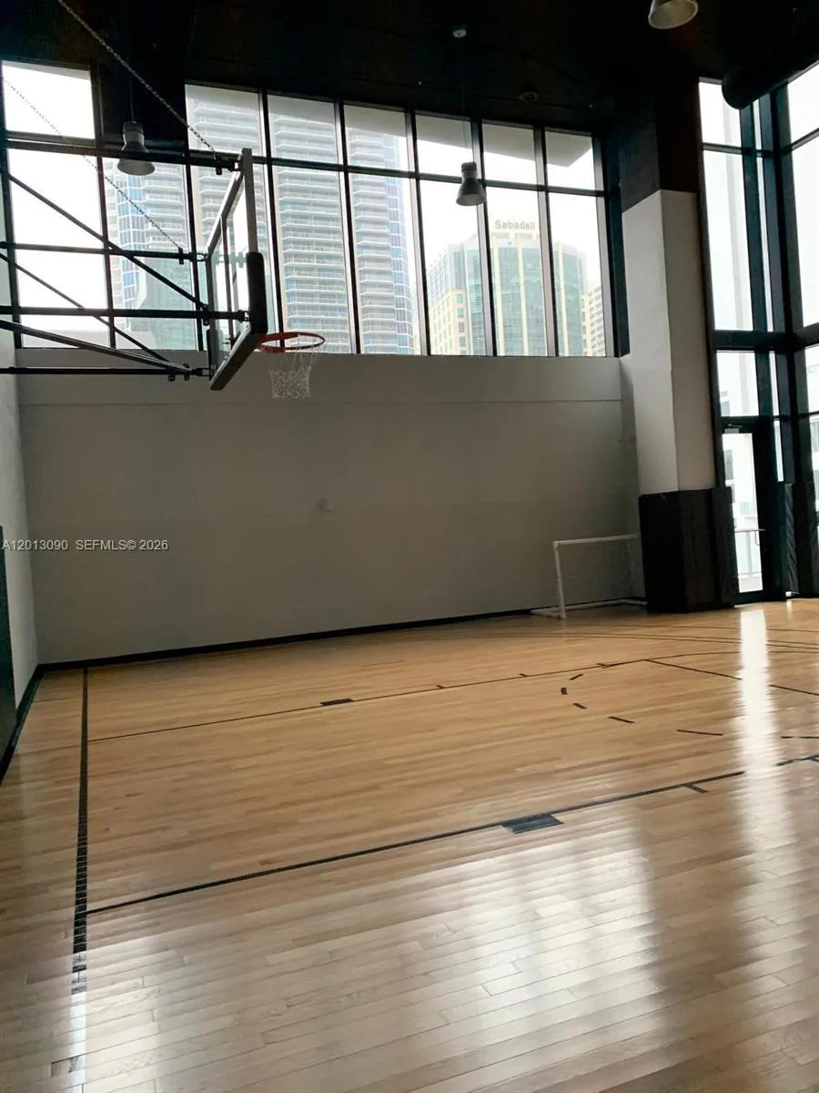 1010 Brickell Ave # 3704, Miami FL 33131