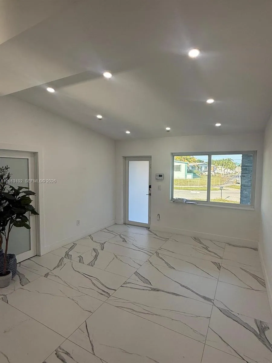 17630 NW 36th Ave, Miami Gardens FL 33056