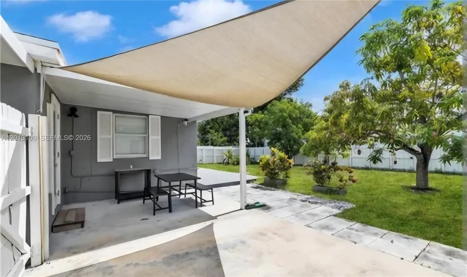 4720 NE 14th Ave, Pompano Beach FL 33064