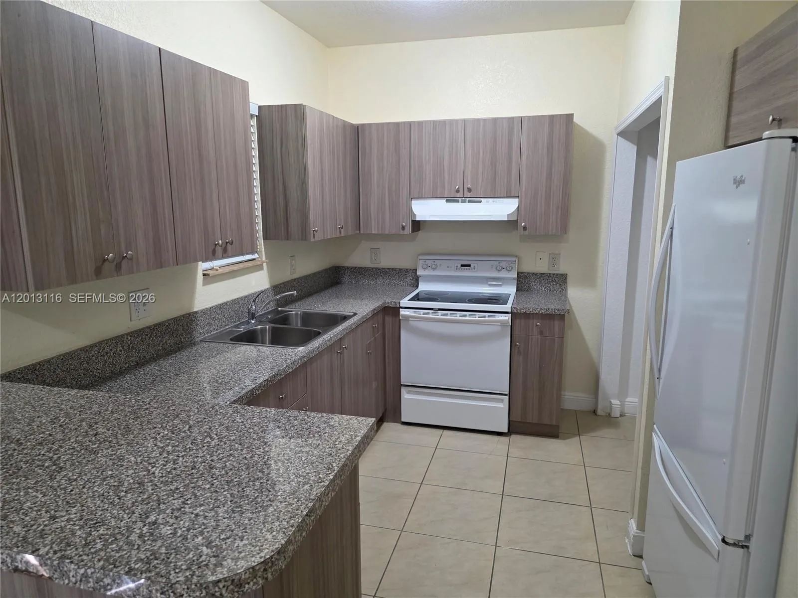1371 NW 9th Ct, Florida City FL 33034