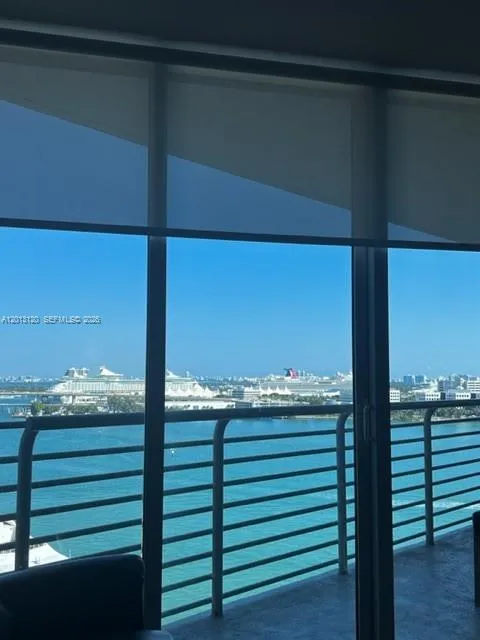 335 S Biscayne Blvd # 1510, Miami FL 33131