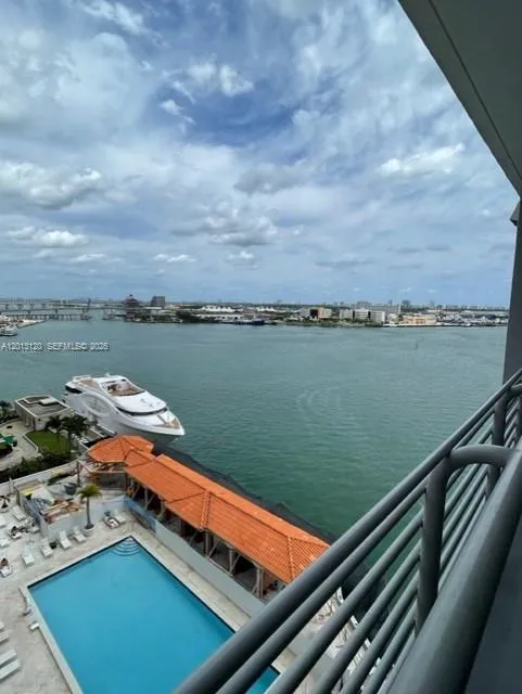 335 S Biscayne Blvd # 1510, Miami FL 33131