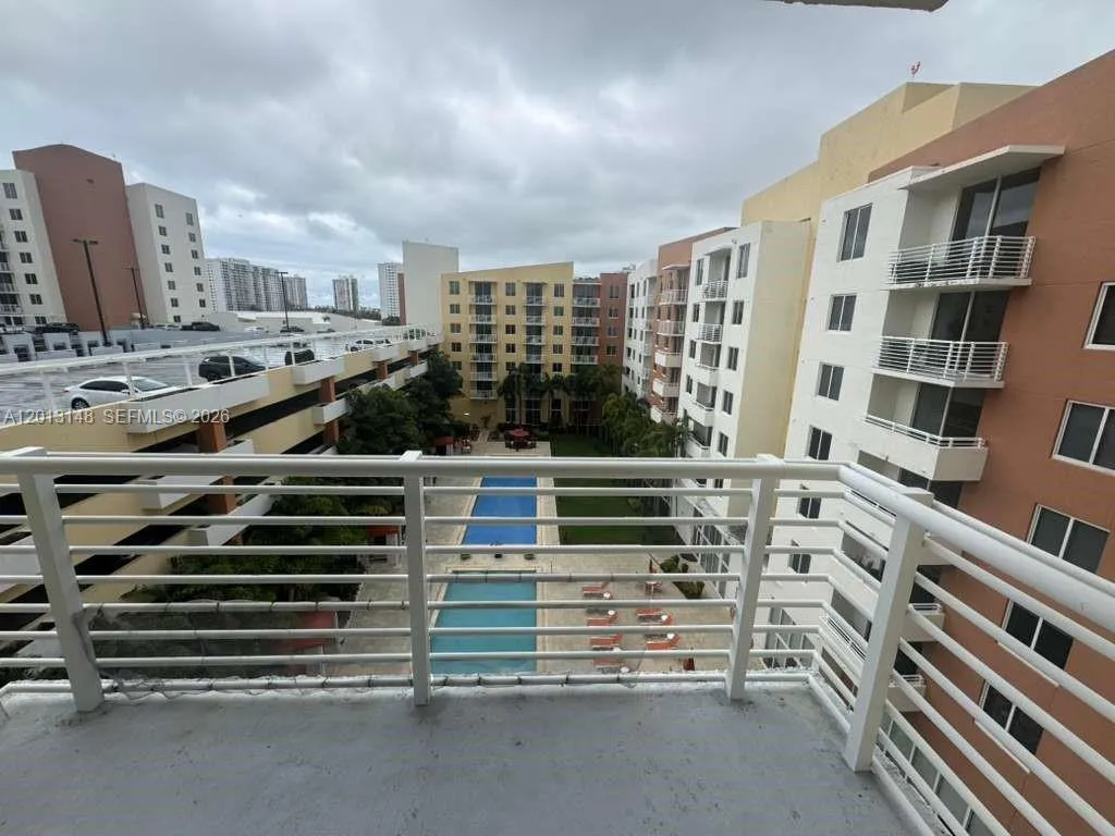 2775 NE 187th St # 629, Aventura FL 33180