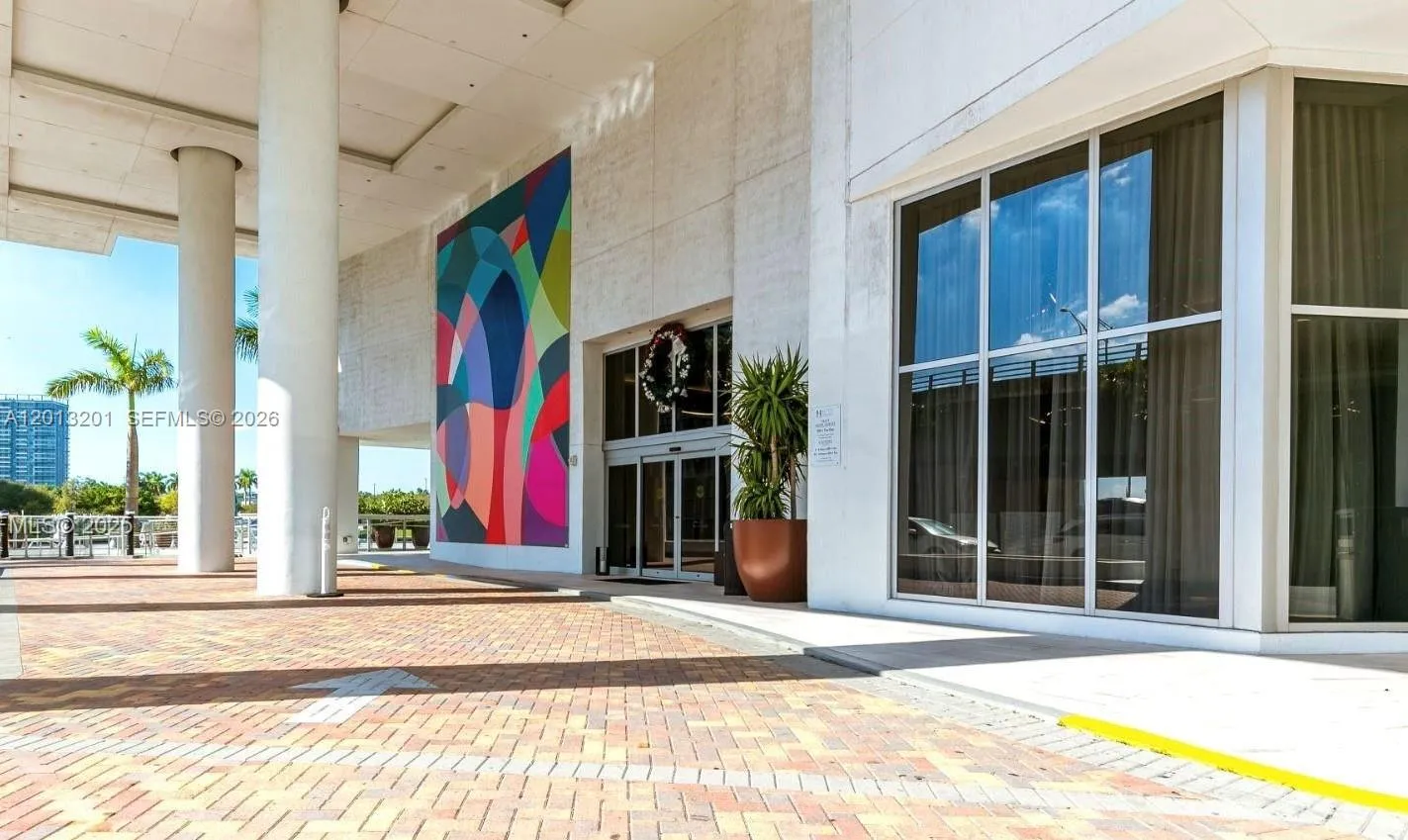 4010 S Ocean Dr # R3308, Hollywood FL 33019