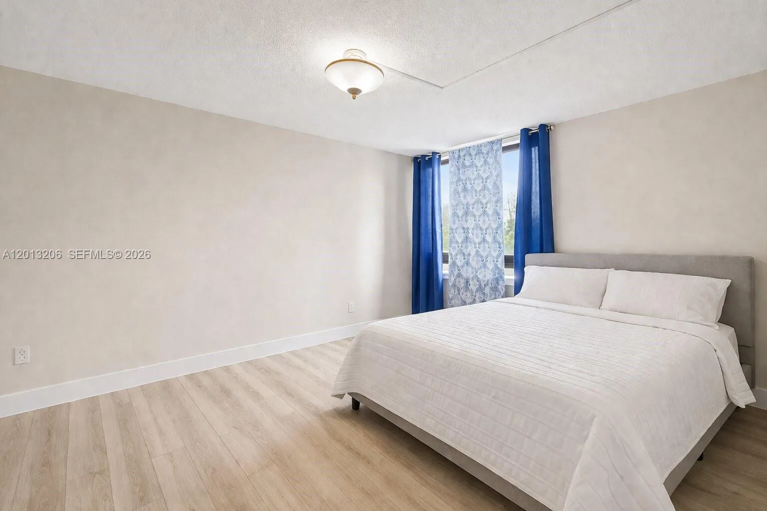 9800 W Bay Harbor Dr # 406, Bay Harbor Islands FL 33154