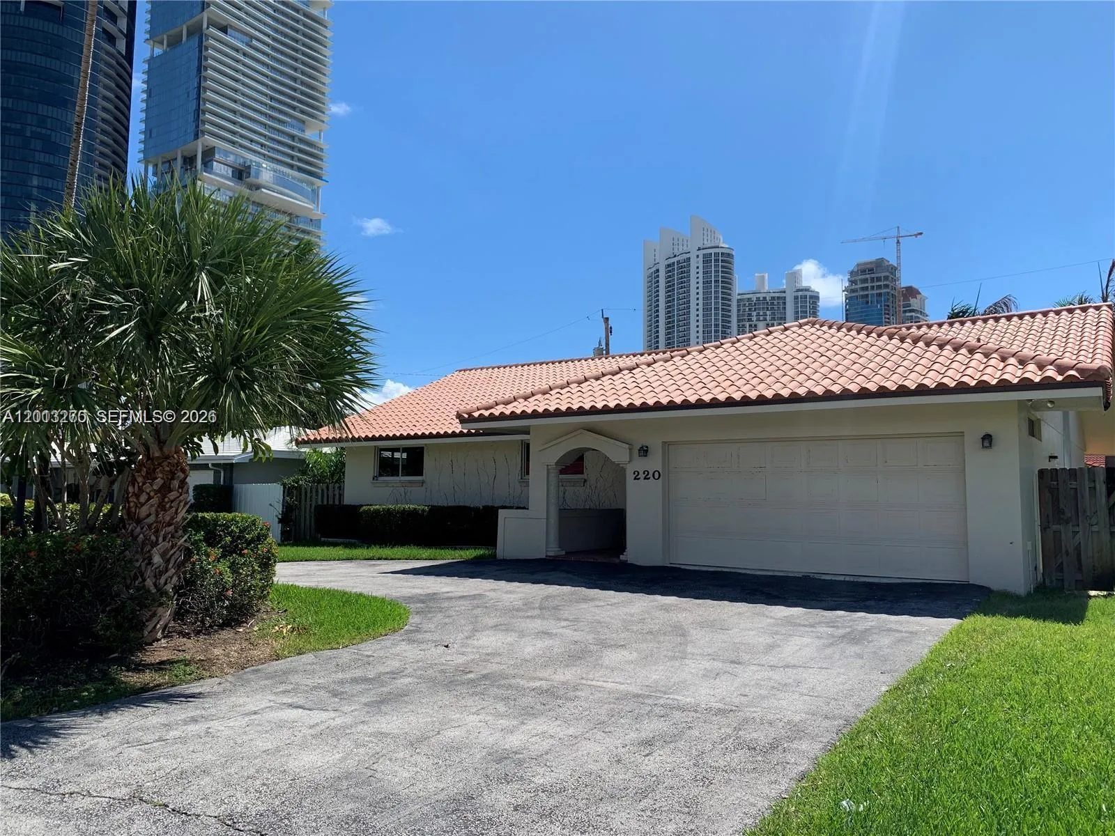 220 187th St, Sunny Isles Beach FL 33160