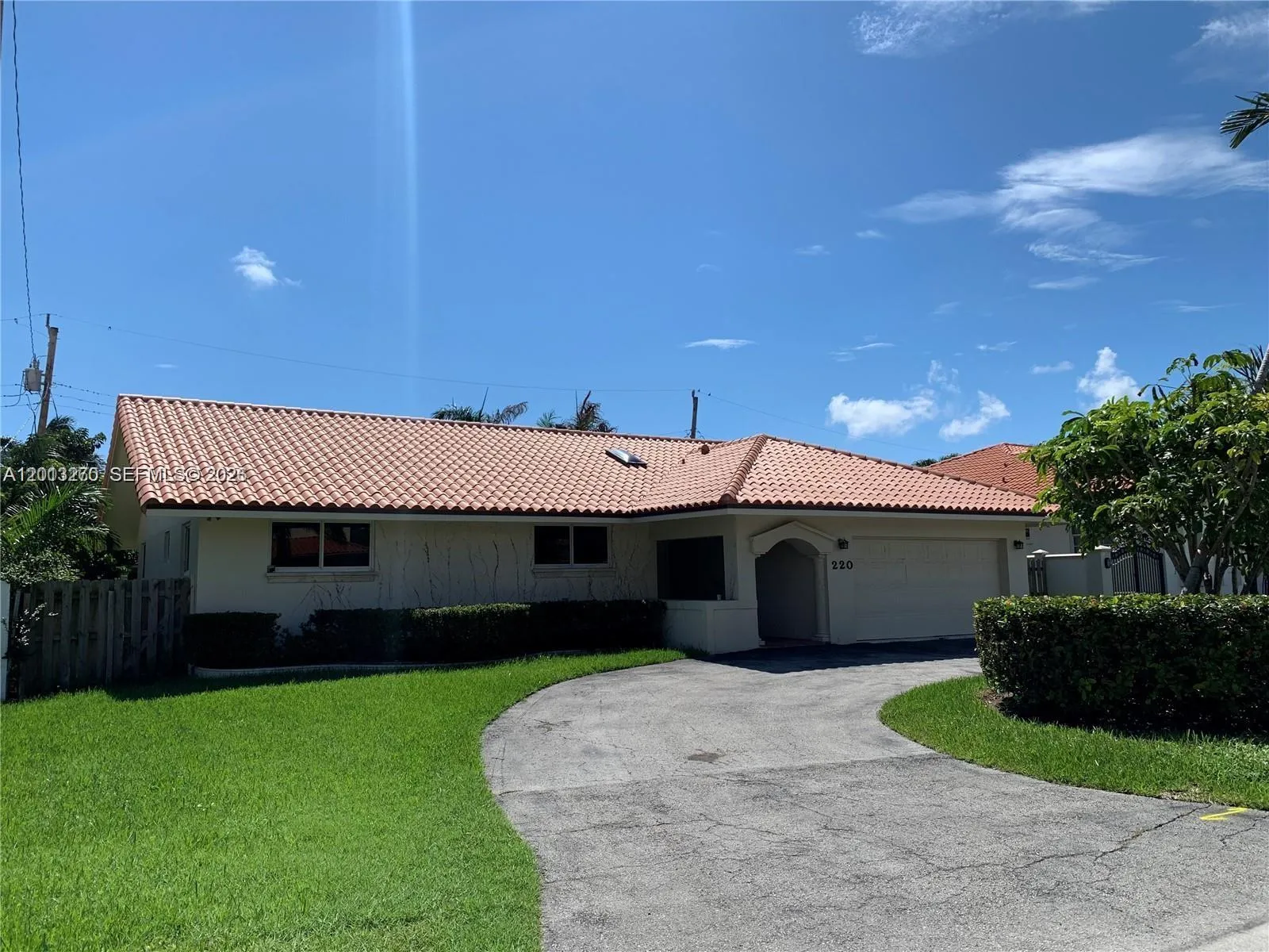 220 187th St, Sunny Isles Beach FL 33160
