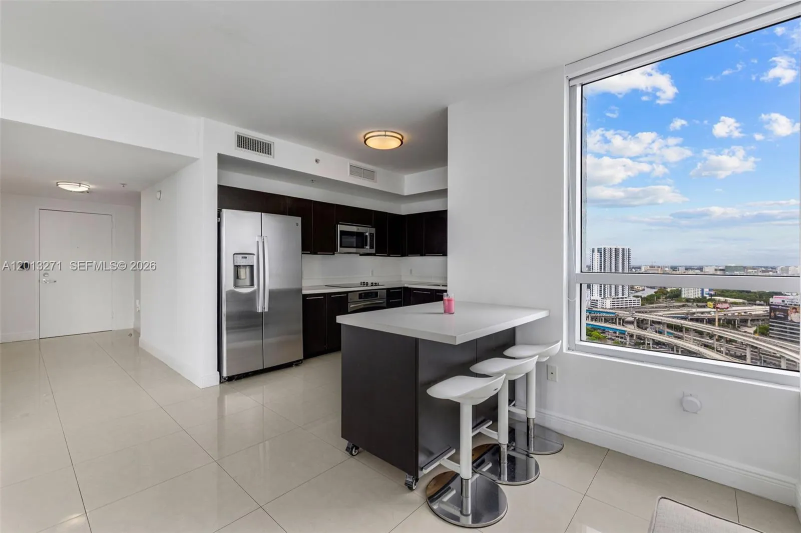 90 SW 3rd St # 2504, Miami FL 33130