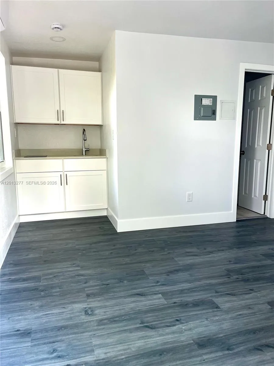 2331 NW 55th Ter, Miami FL 33142