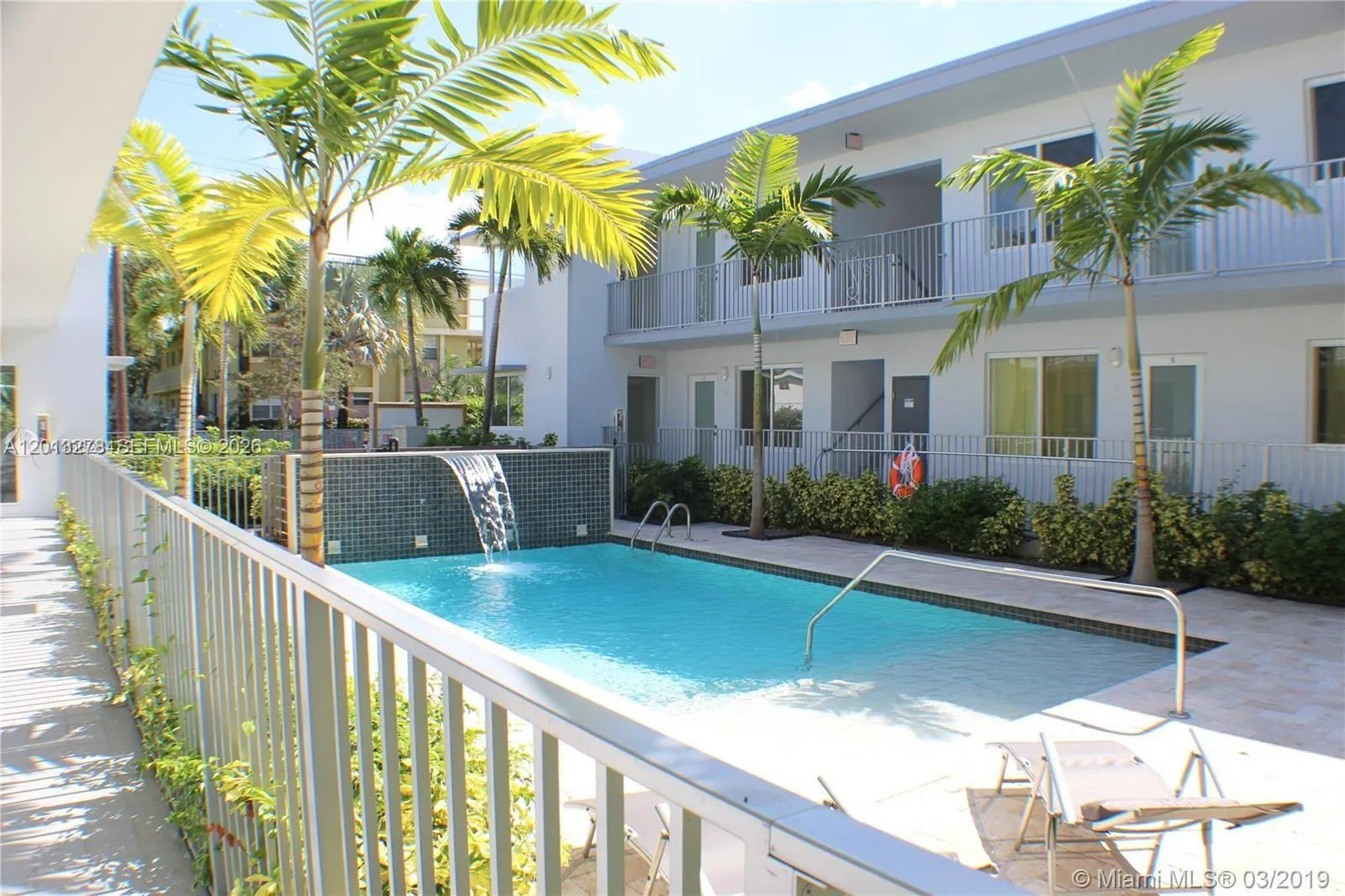 315 S Shore Dr # 5, Miami Beach FL 33141