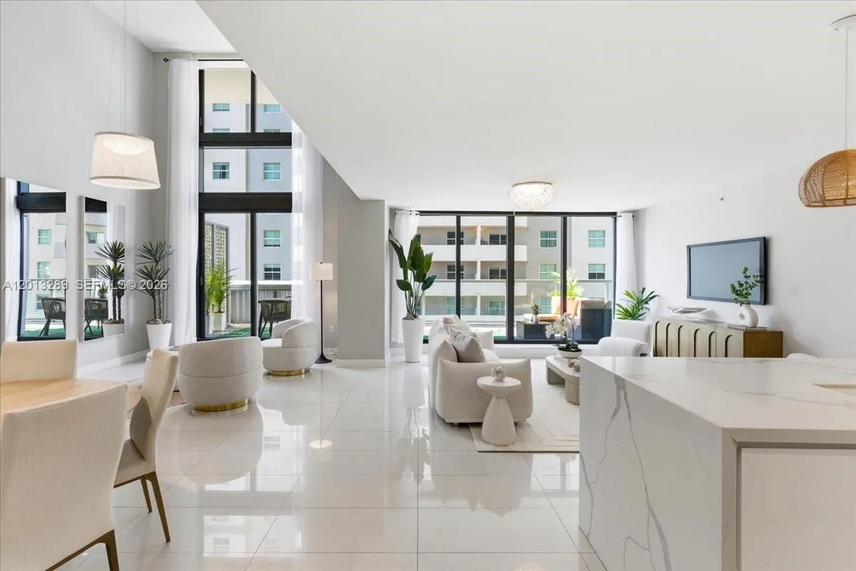 1111 SW 1st Ave, Miami FL 33130