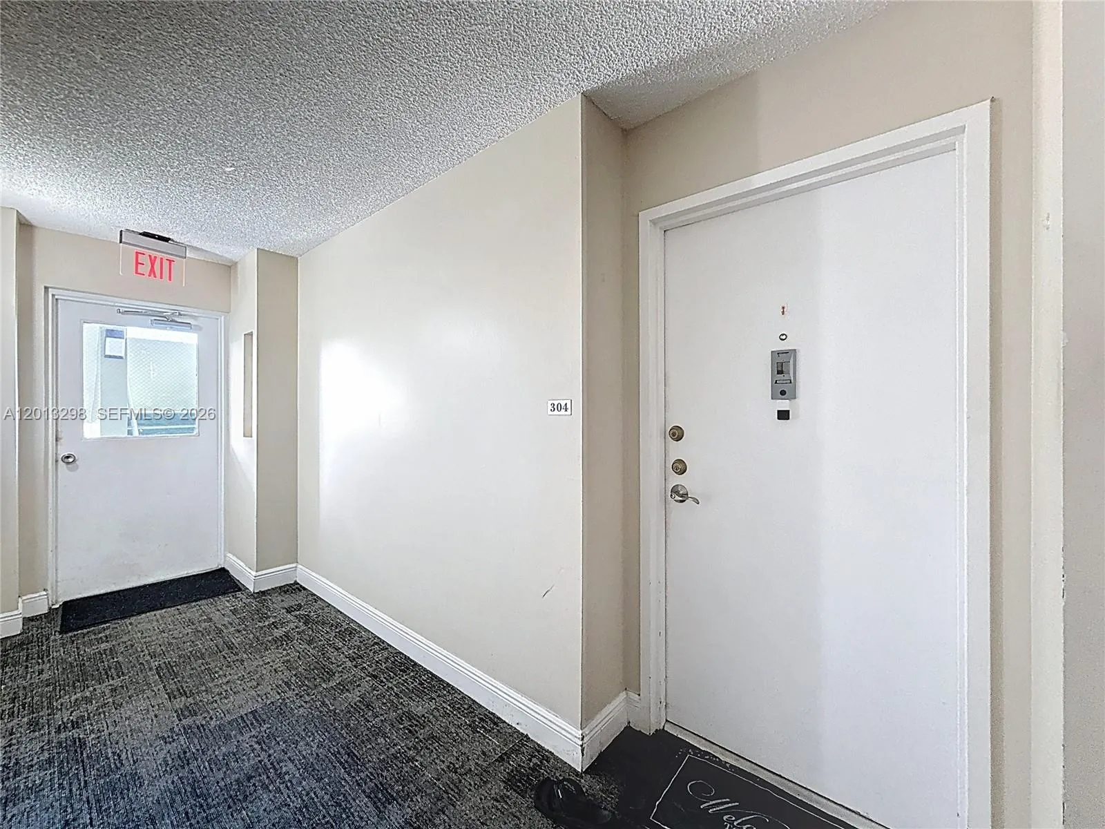 2751 Taft St # 304, Hollywood FL 33020