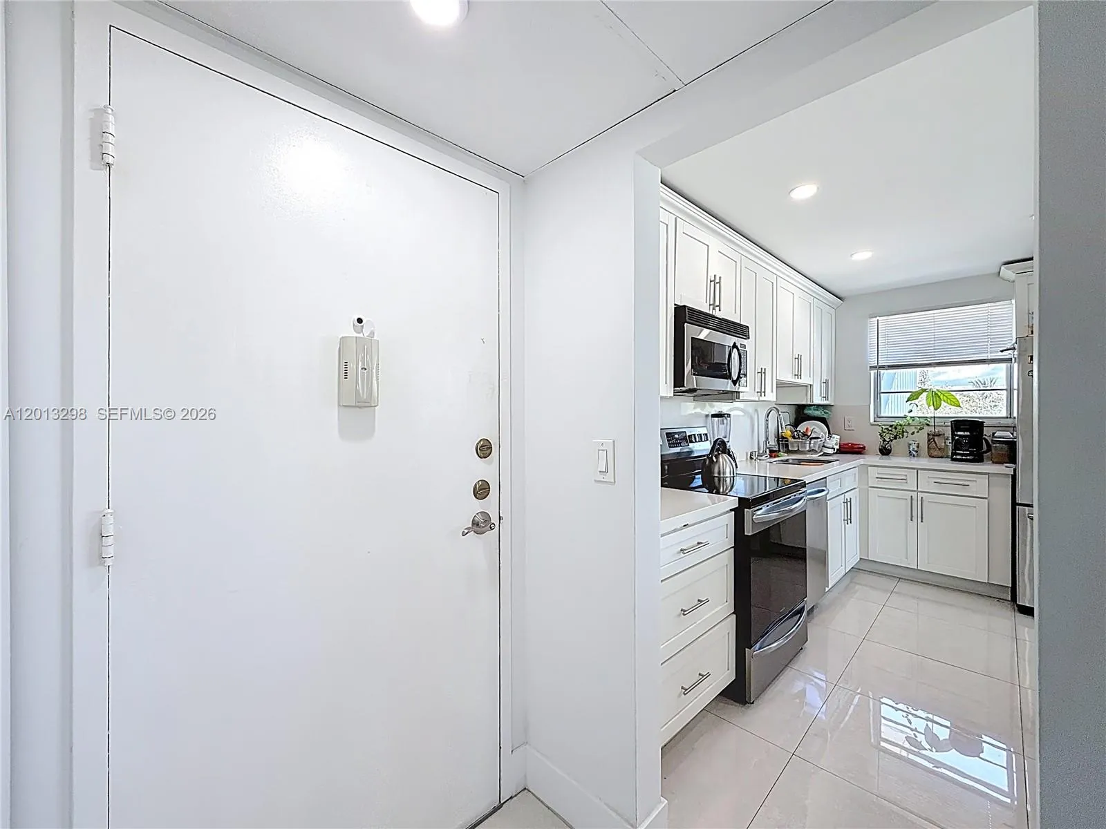 2751 Taft St # 304, Hollywood FL 33020
