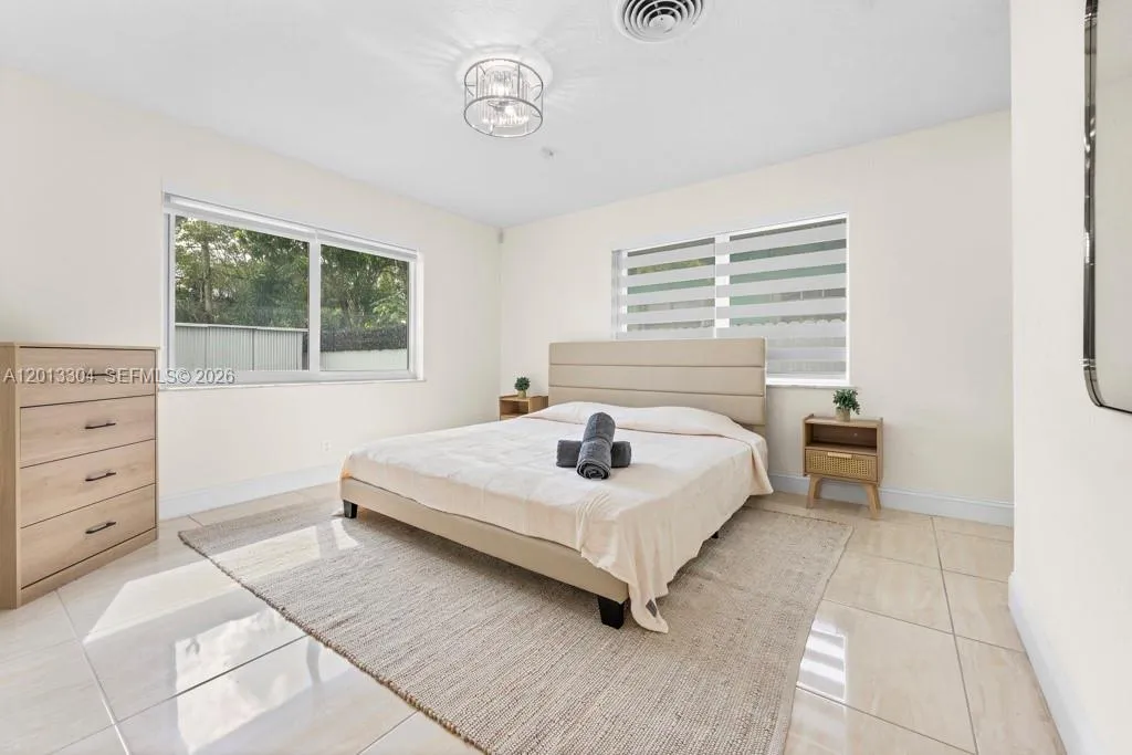 2128 Dock St # 0, West Palm Beach FL 33401