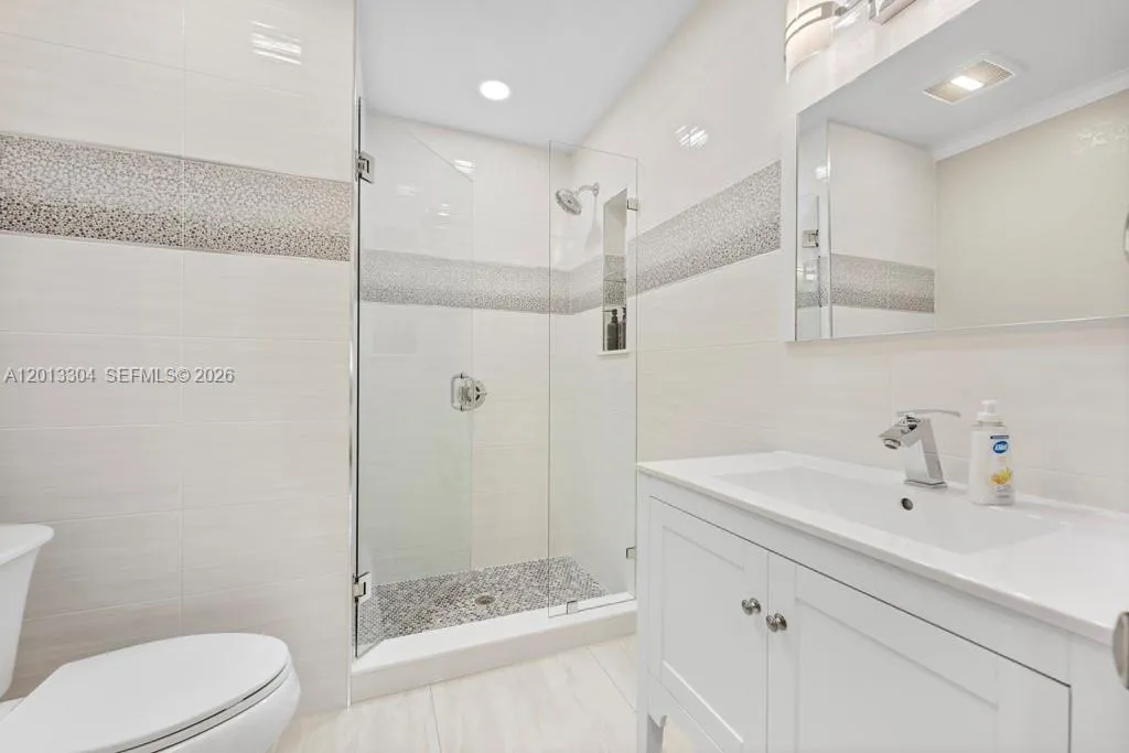 2128 Dock St # 0, West Palm Beach FL 33401