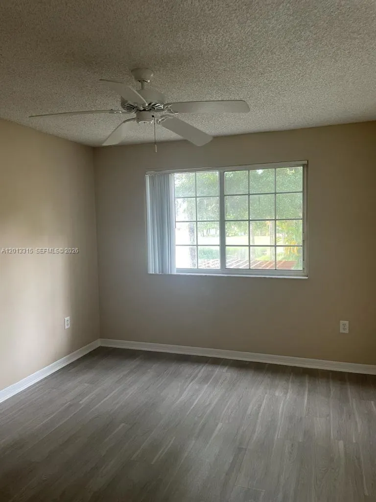 4195 N Haverhill Rd # 318, West Palm Beach FL 33417