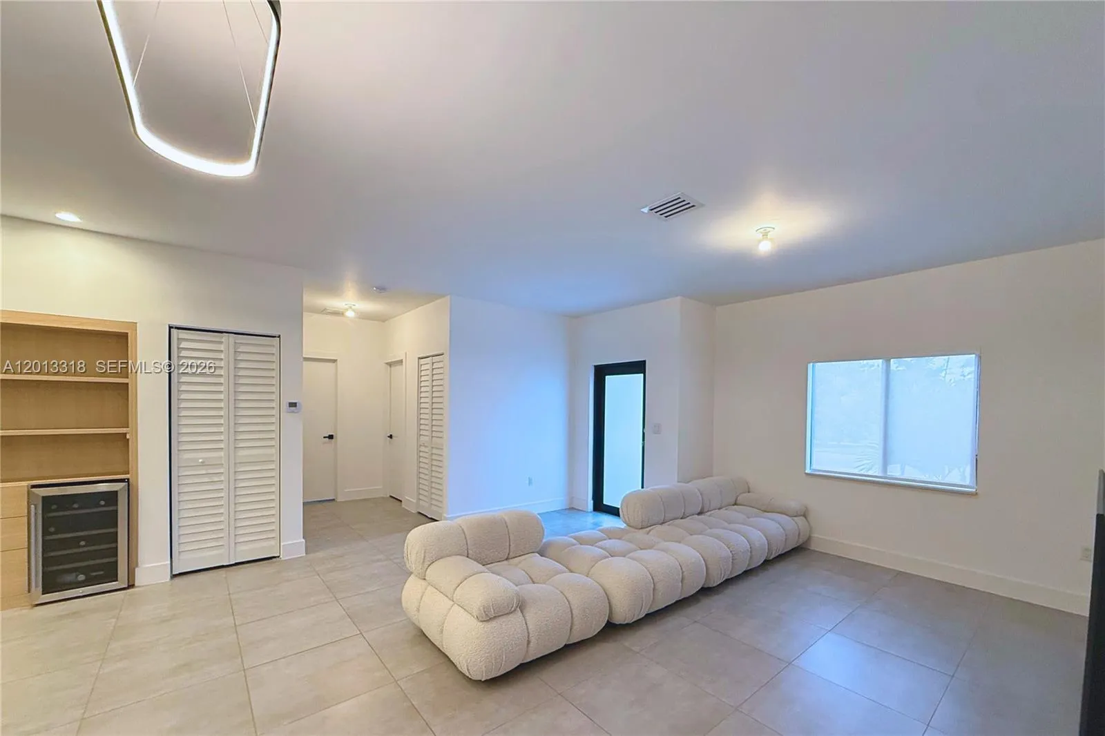 233 NW 120th St, Miami FL 33168