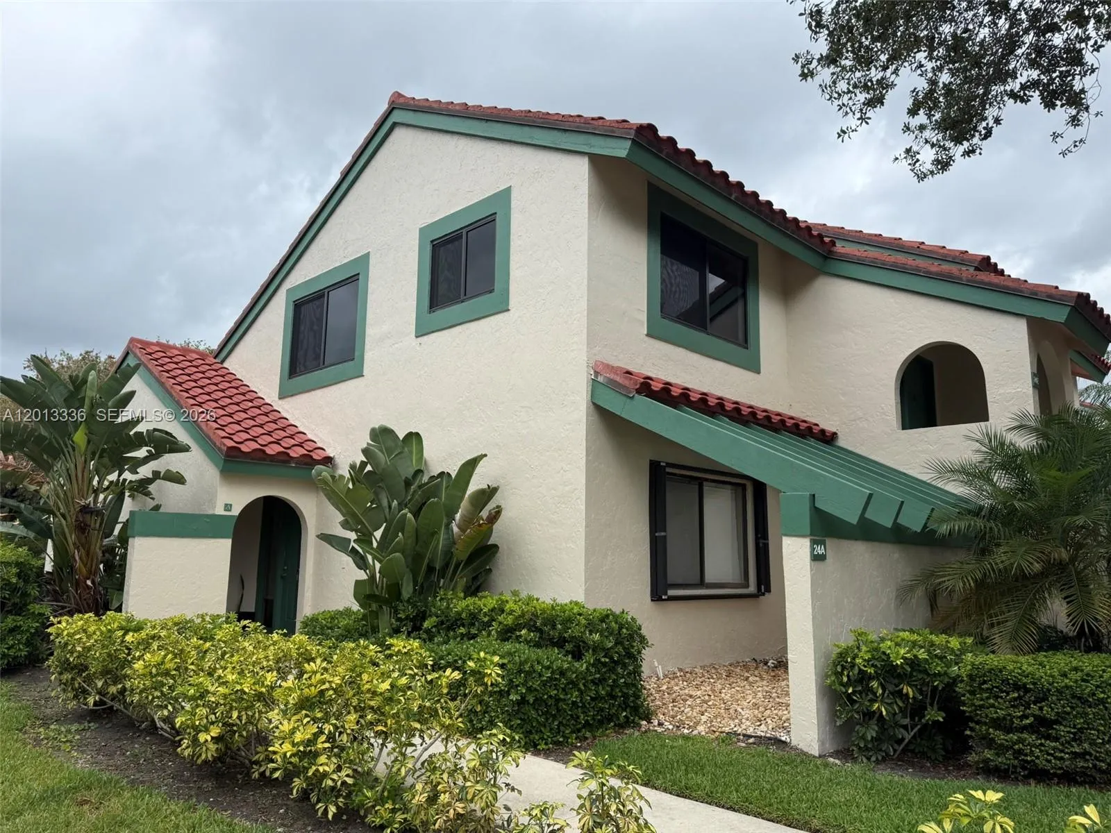 24 W Lexington Ln W # A, Palm Beach Gardens FL 33418