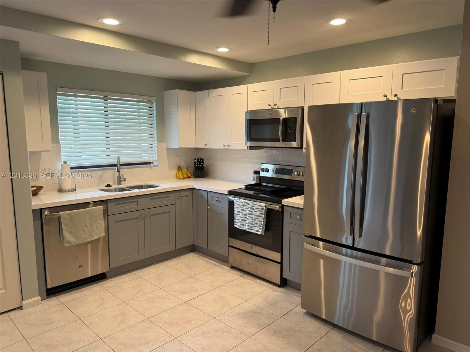 24 W Lexington Ln W # A, Palm Beach Gardens FL 33418