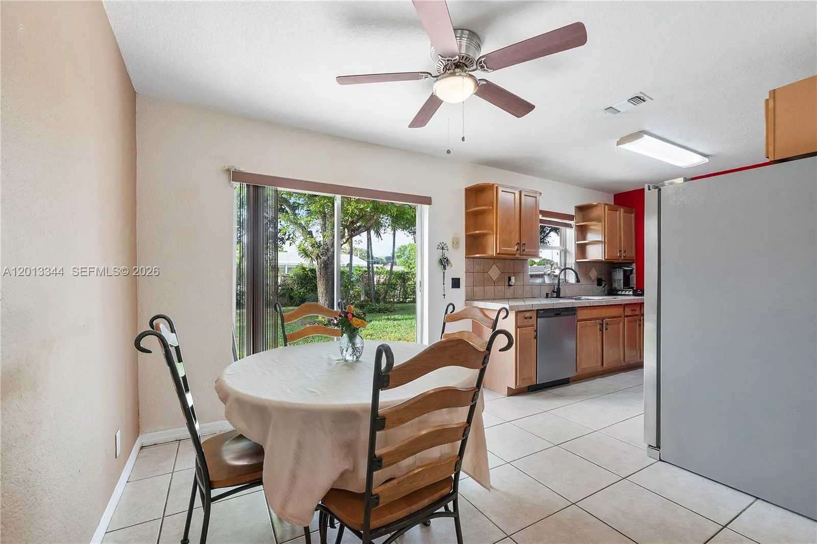 7201 SW 4th St, North Lauderdale FL 33068