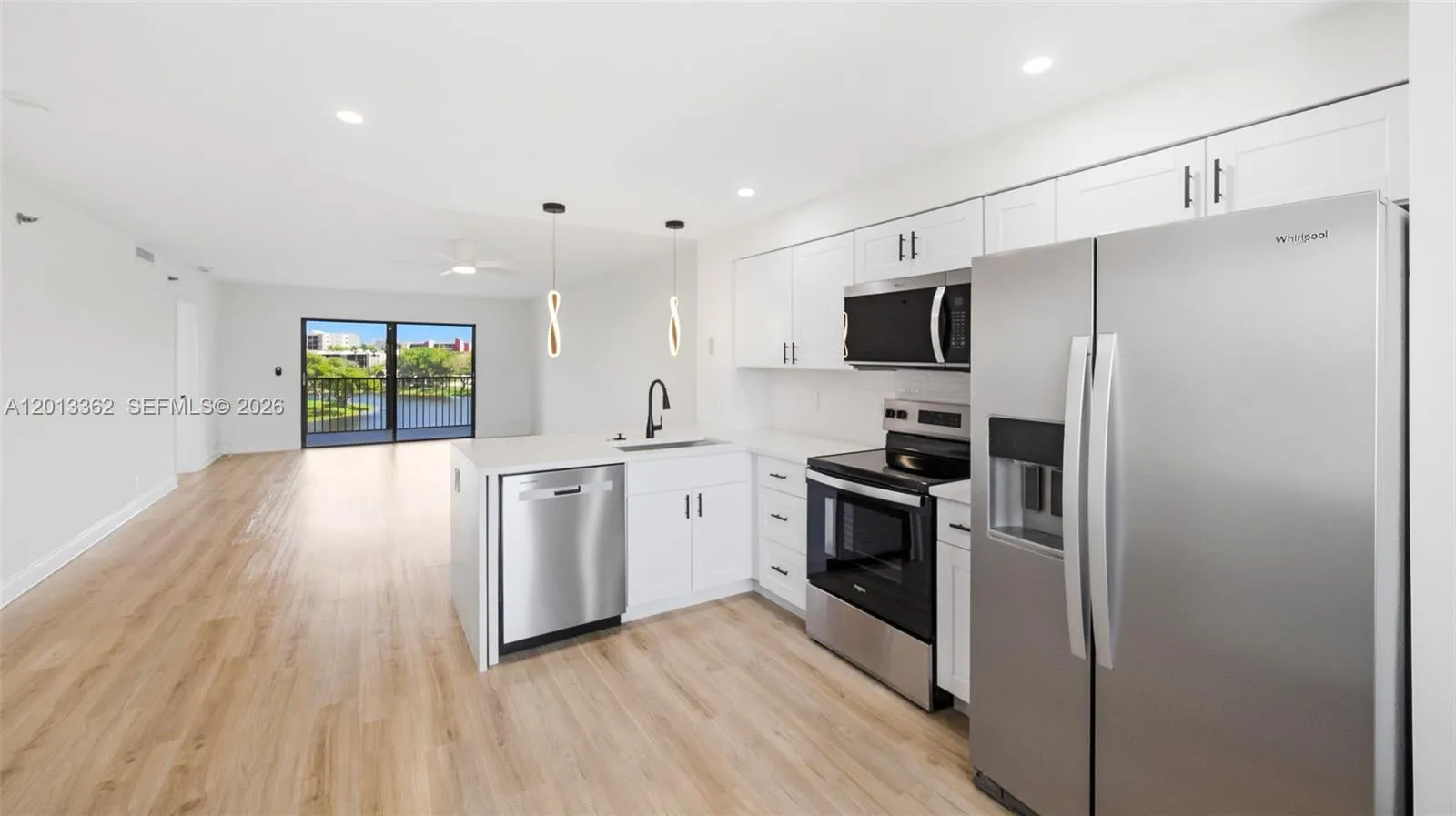 2232 N Cypress Bend Dr # 507, Pompano Beach FL 33069