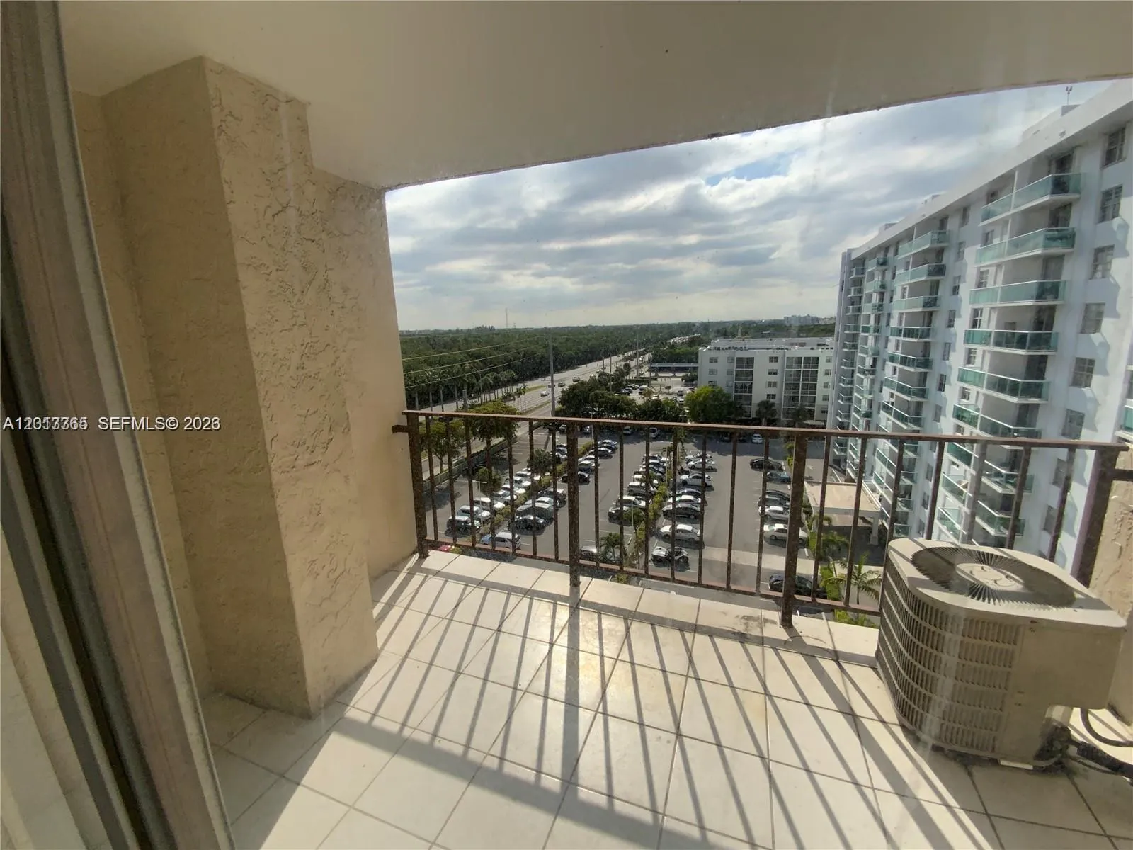 2903 N Miami Beach Blvd # 905, North Miami Beach FL 33160