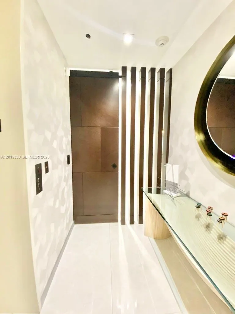 16901 Collins Ave # 701, Sunny Isles Beach FL 33160