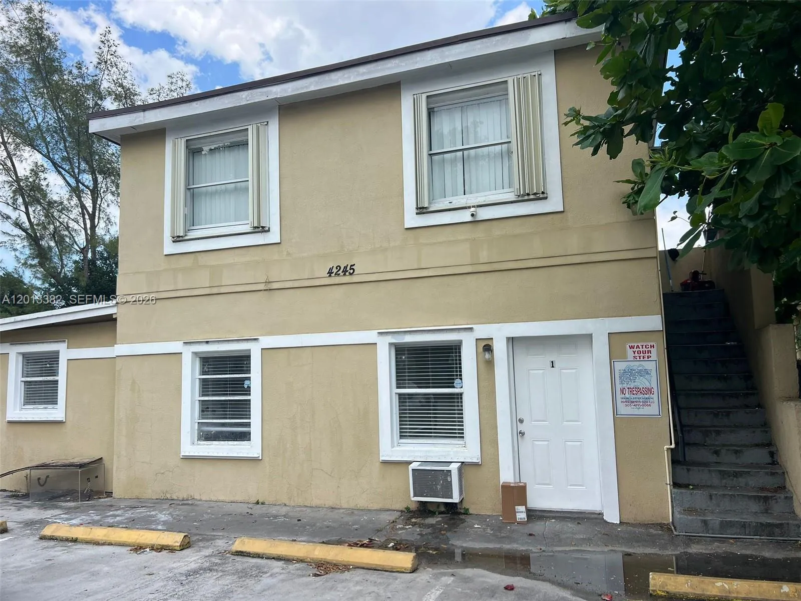 4245 NW 24th Ave, Miami FL 33142