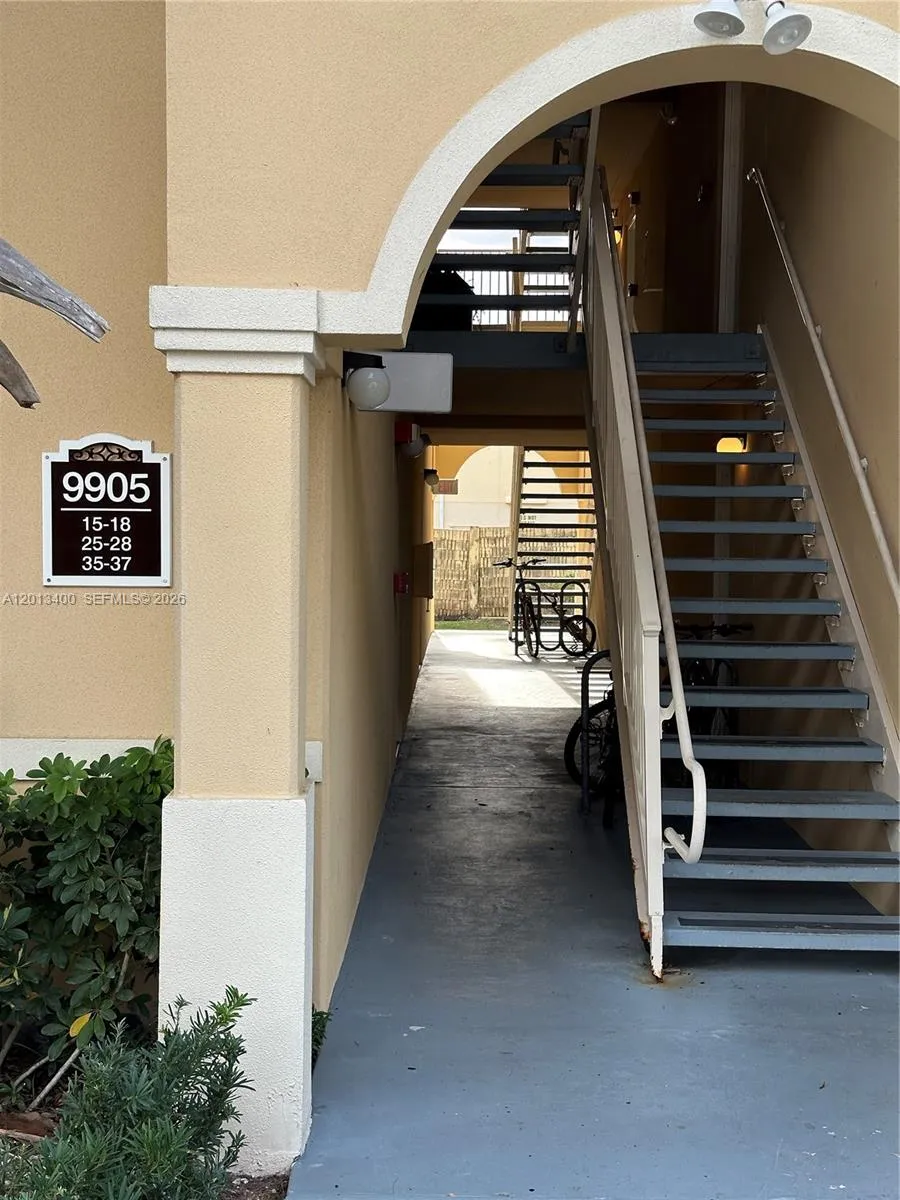 9905 Westwood Dr # 3, Tamarac FL 33321