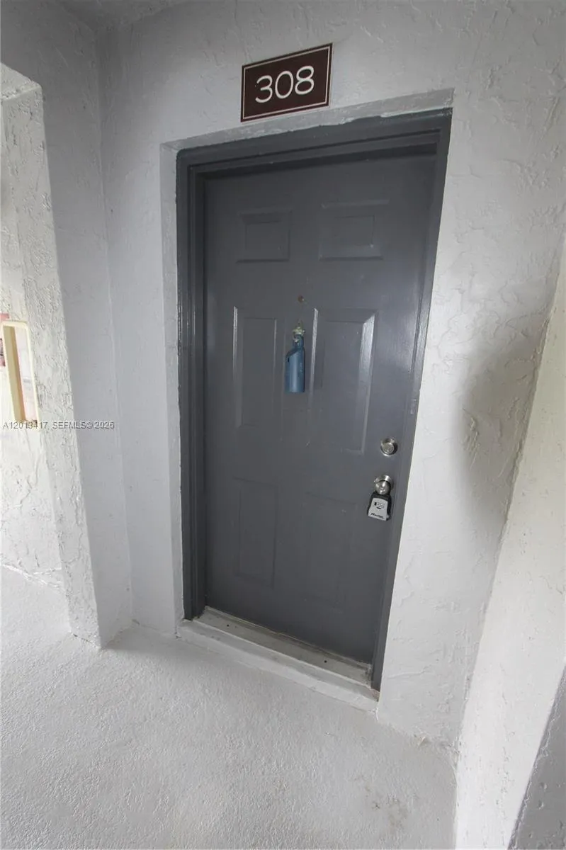 11211 W Atlantic Blvd # 308, Coral Springs FL 33071