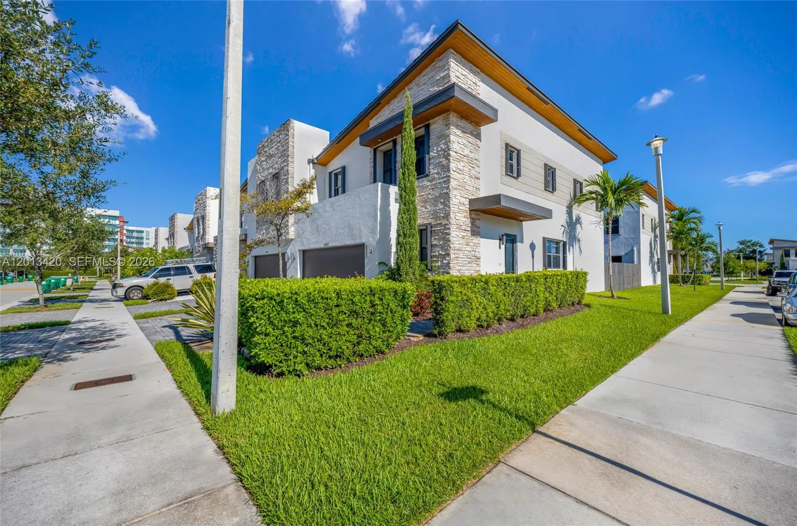 10515 NW 78th Ter, Doral FL 33178