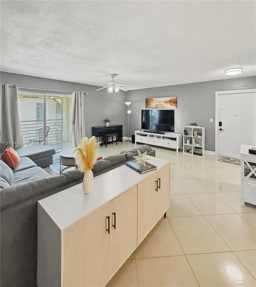 406 N Laurel Dr # 207, Margate FL 33063
