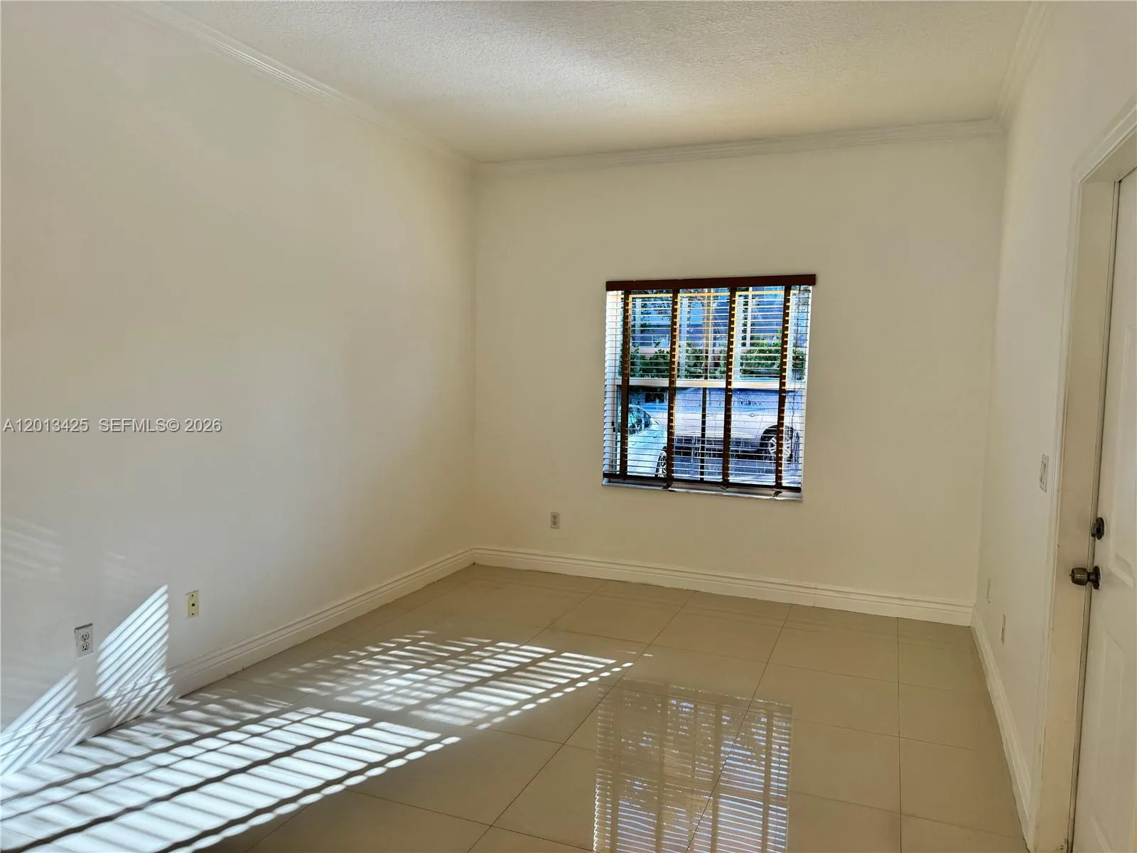4933 N Harbor Isles Dr # 202, Dania Beach FL 33312