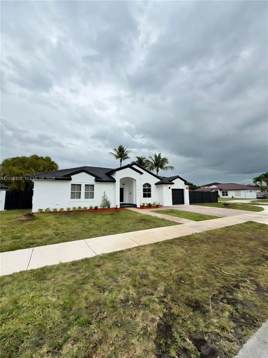 18121 SW 152nd Ct # 001, Miami FL 33187