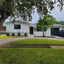 6730 Charleston St, Hollywood FL 33024