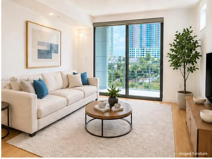 110 Washington Ave # 1710, Miami Beach FL 33139