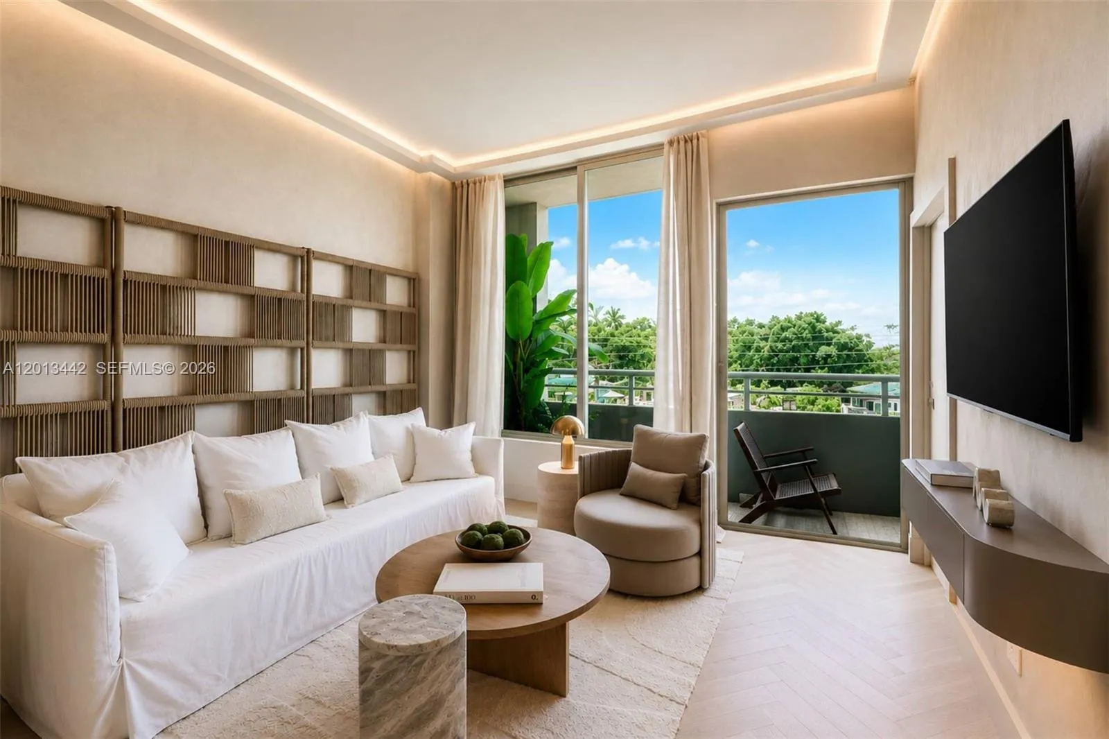 3250 Grand Ave # 307, Miami FL 33133