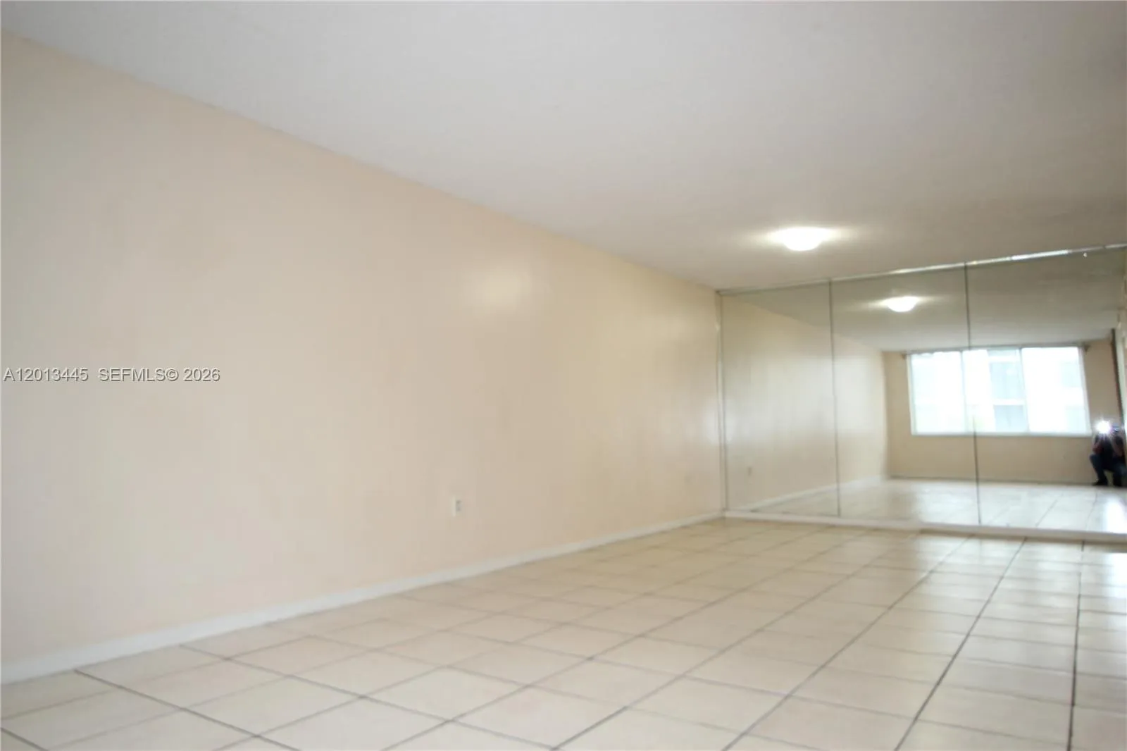 17890 W Dixie Hwy 519 Hwy # 519, North Miami Beach FL 33160