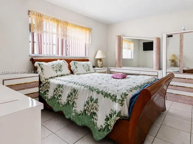 17050 NE 14th Ave # 208, Miami FL 33162